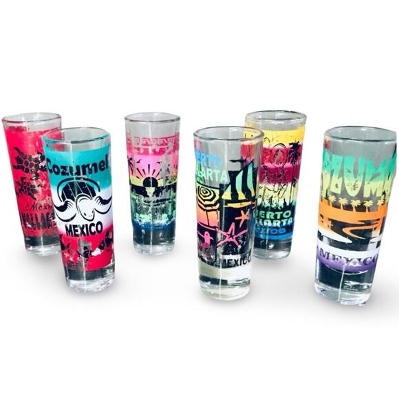 Lot of 6 Souvenir Shot Glasses - Picture 1 of 5